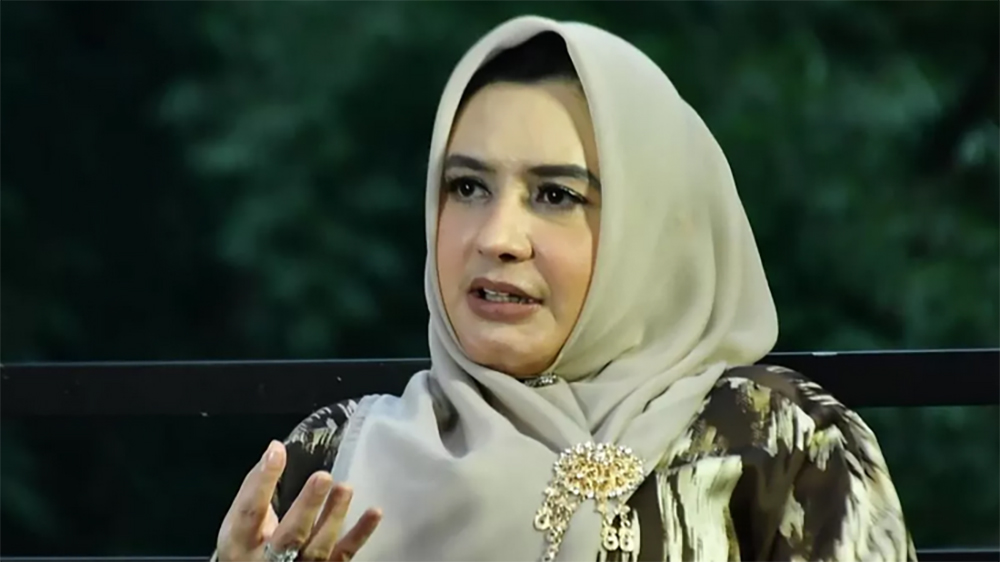 Bupati Pekalongan Fadia Arafiq ditangkap KPK.