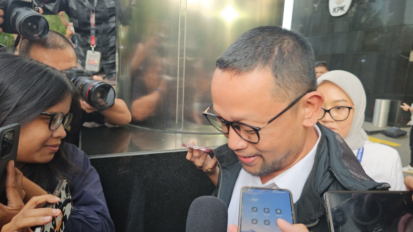 Mantan Staf Khusus (Stafsus) Menteri Agama (Menag) Ishfah Abidal Aziz alias Gus Alex.