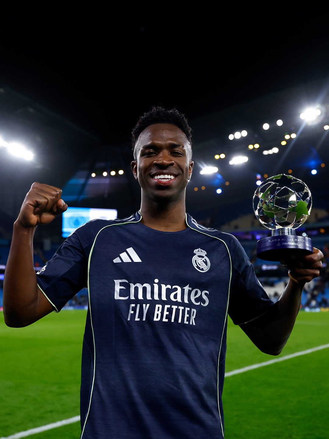 Vinicius Jr menjadi MVP di leg kedua babak 16 besar Liga Champions 2026 melawan Man City.