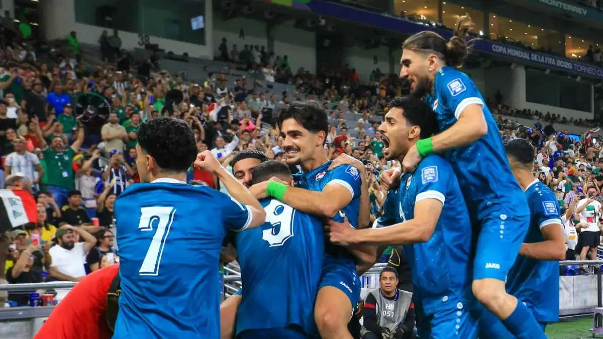 Selebrasi pemain Iraq usai mencetak gol ke gawang Bolivia di Playoff Piala Dunia 2026. (Instagram/iraqnt_en)