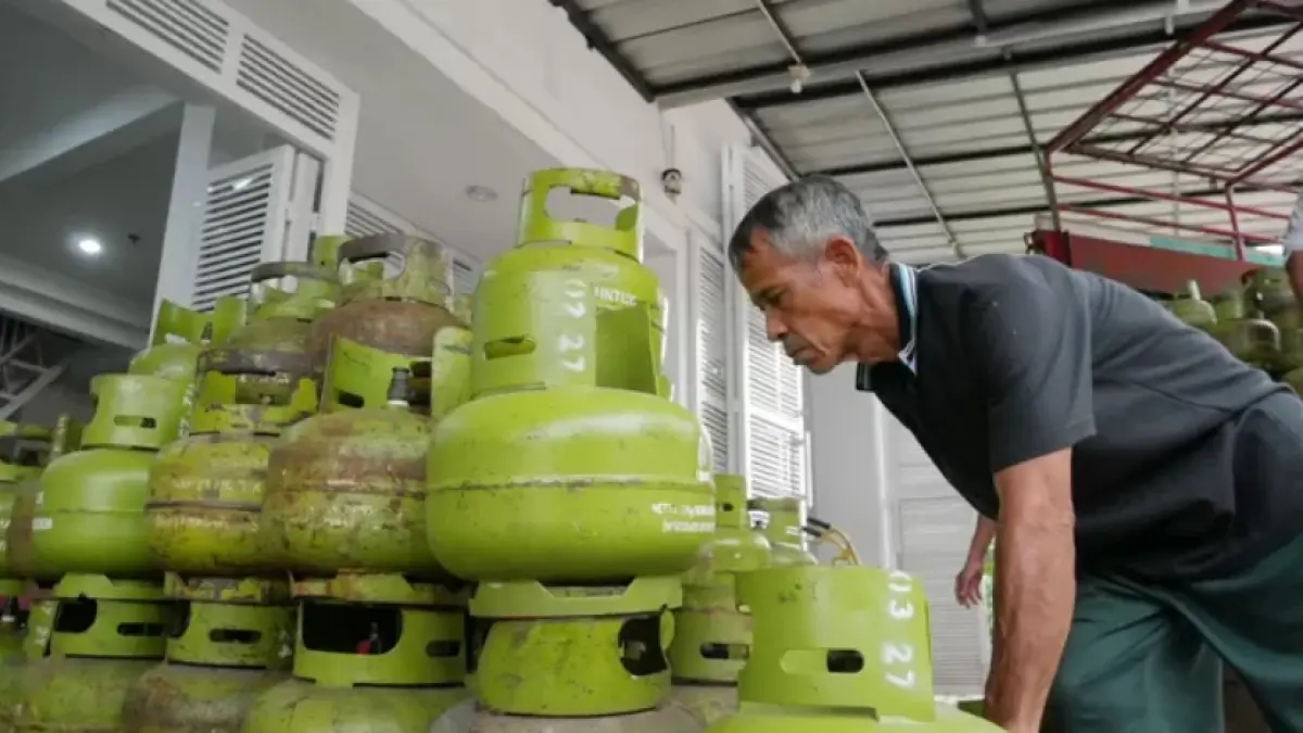 Ilustrasi LPG tabung 3 kilogram. (JawaPos/Dery Ridwansah)