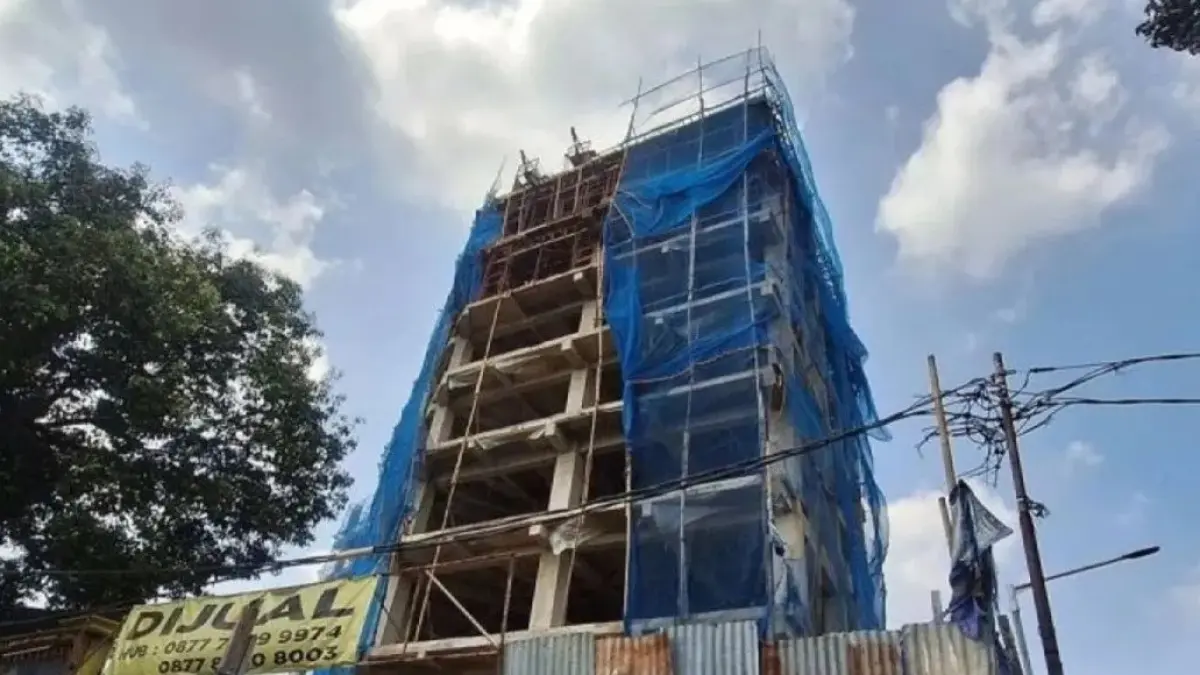  Lokasi proyek bangunan di Jalan TB Simatupang RT 02/RW 02, Tanjung Barat, Jagakarsa, Jakarta Selatan yang menewaskan empat orang pekerja bangunan, Jakarta. (ANTARA)