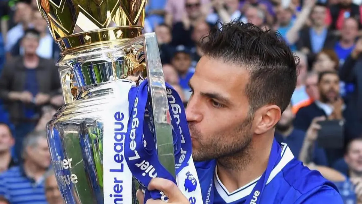 Cesc Fabregas saat menjuarai EPL bersama Chelsea. (Instagram/cescf4bregas)