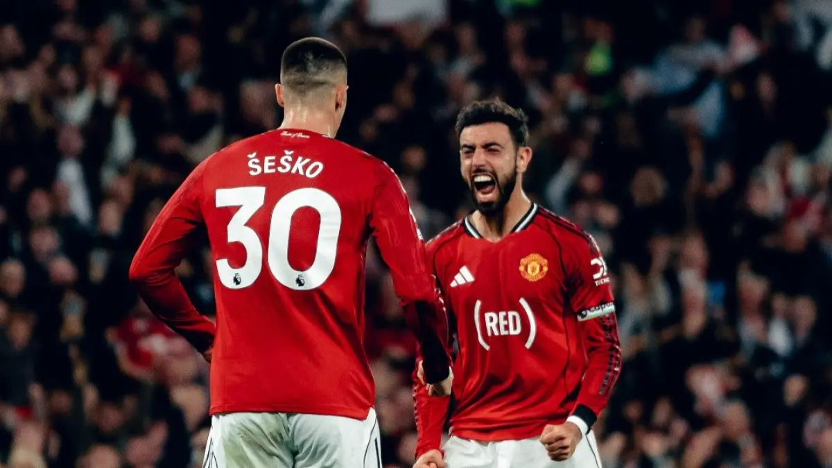Selebrasi Bruno Fernandes dan Benjamin Sesko. (Instagram/manutd)
