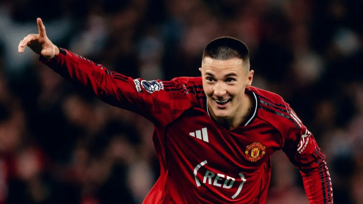 Selebrasi Sesko usai cetak gol ke gawang Brentford. (Instagram/manutd)