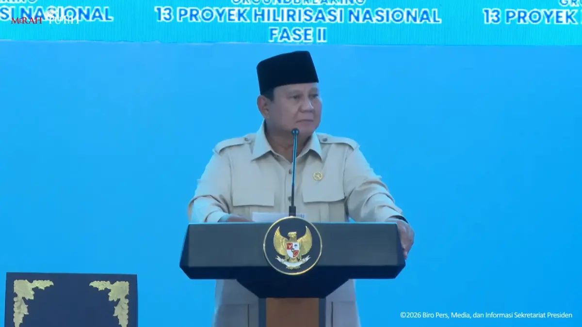 Presiden Prabowo Groundbreaking 13 Proyek Hilirisasi Nasional Tahap II, Cilacap (29/4). (YouTube/Sekretariat Presiden)