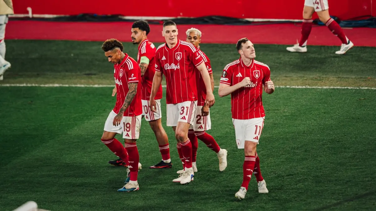 Nottingham Forest berhasil kalahkan Aston Villa di leg pertama semifinal Liga Eropa. (Instagram/officialnffc)