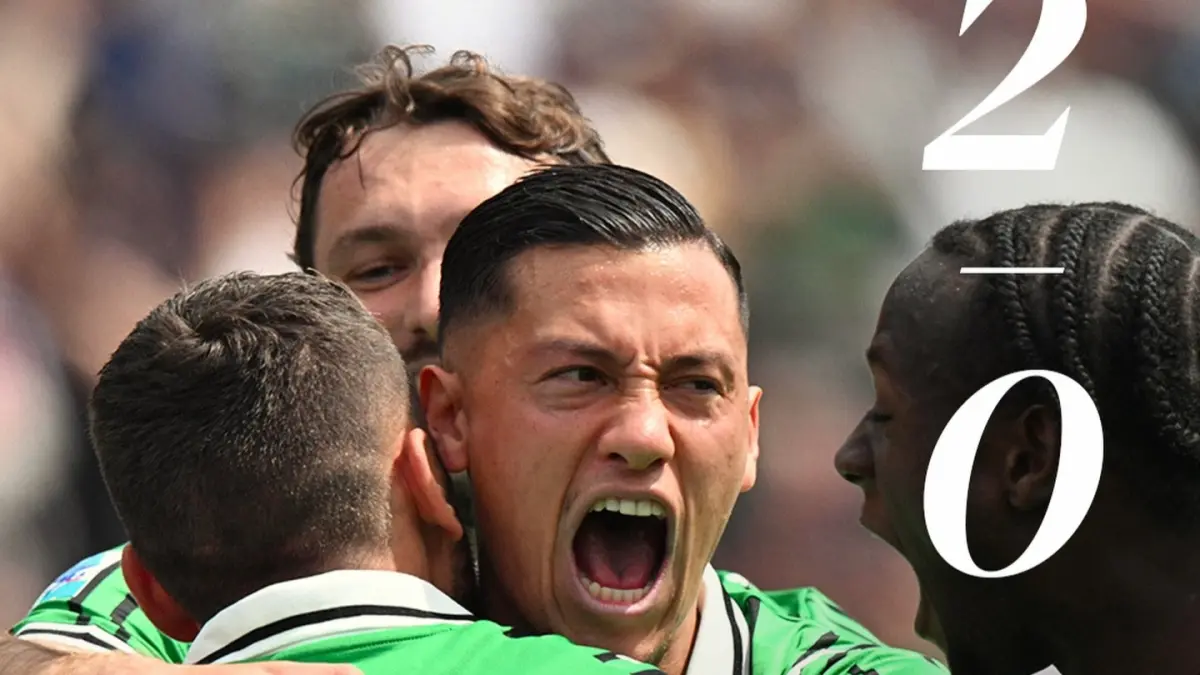 Selebrasi Jay Idzes dkk usai tumbangkan AC Milan. (Instagram/sassuolocalcio)