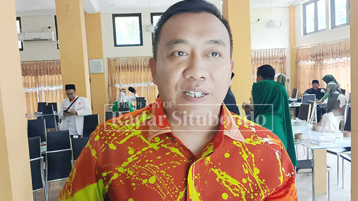 PENTING: Bupati Situbondo, Yusuf Rio Wahyu Prayogo, saat menyampaikan informasi bahwa Sekolah Rakyat (SR) di Situbondo akan dibangun, belum lama ini. (Ahmad Rifa