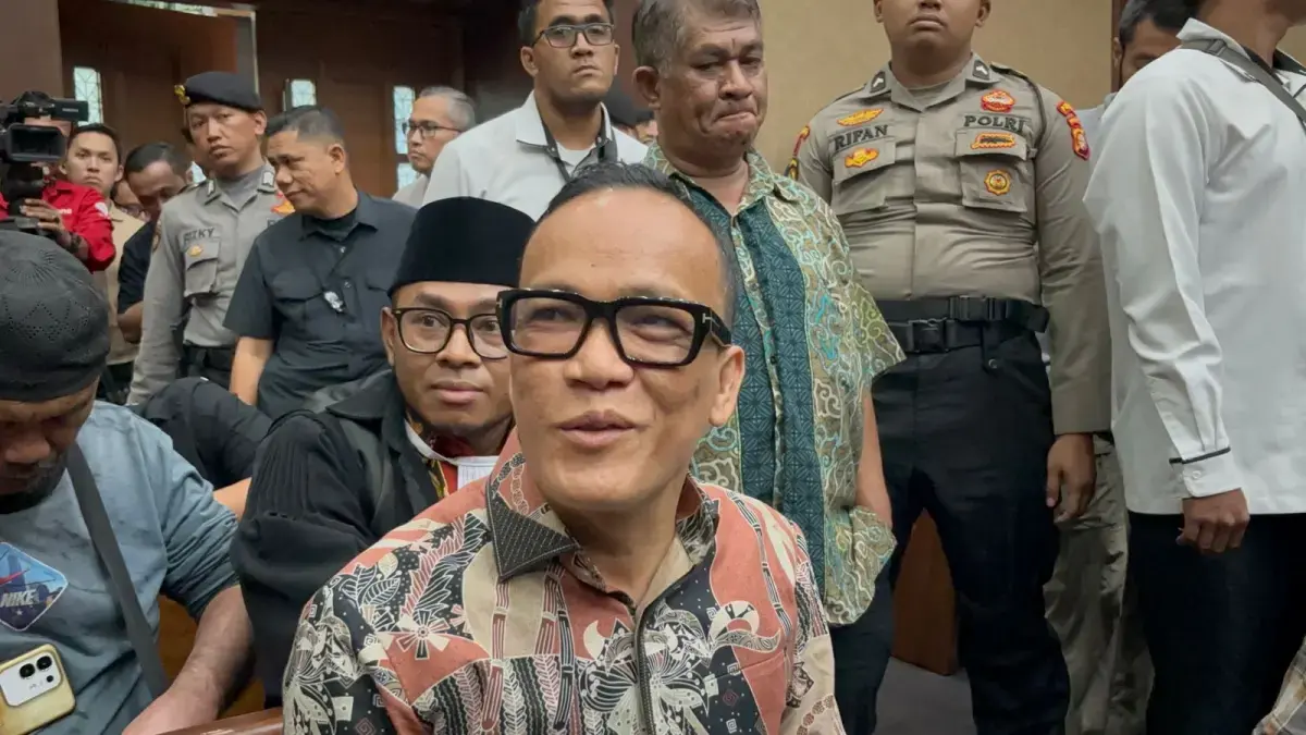 Mantan Wakil Menteri Ketenagakerjaan (Wamenaker) Immanuel Ebenezer alias Noel Ebenezer menghadapi sidang tuntutan Jaksa KPK di Pengadilan Tindak Pidana Korupsi (Tipikor) pada Pengadilan Negeri Jakarta Pusat, Senin (18/5). (JawaPos.com)