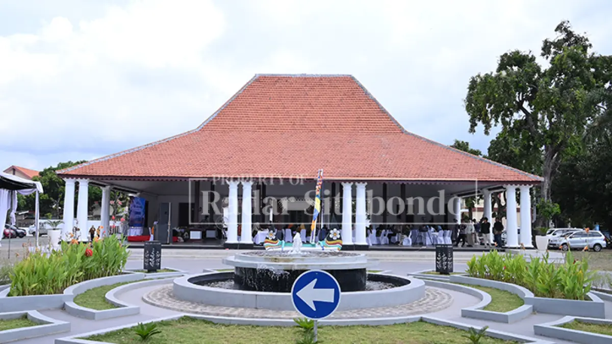 BERSEJARAH:&nbsp; Pendopo Pate Alos,l menjadi salah satu ikon Kecamatan Besuki. (Ahmad Rifa