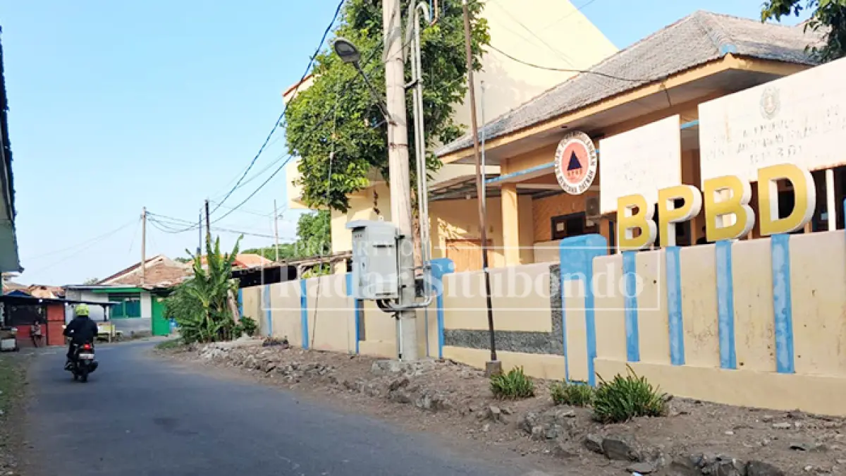 BELUM DISTRIBUSI: Kantor BPBD Situbondo di Jalan Cendrawasih, Kelurahan Patokan, Kecamatan Situbondo, belum lama ini. (Ahmad Rifa