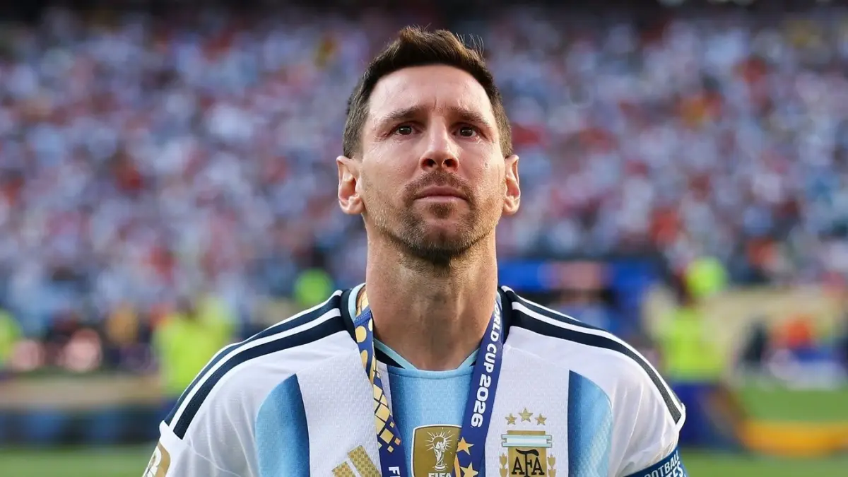 Ekspresi Lionel Messi usai Argentina kalah dari Spanyol di Piala Dunia 2026. (Instagram/afaseleccion)
