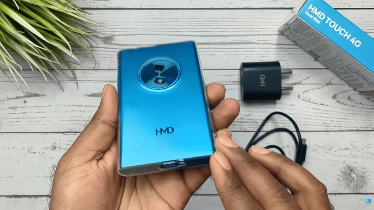 Ilustrasi HMD Touch AI. (YouTube/Shakeuptech)