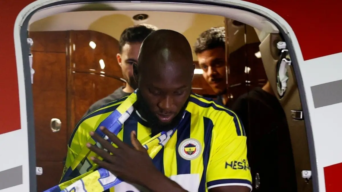 Romelu Lukaku resmi berseragam Fenerbahce. (Instagram/fenerbahce)