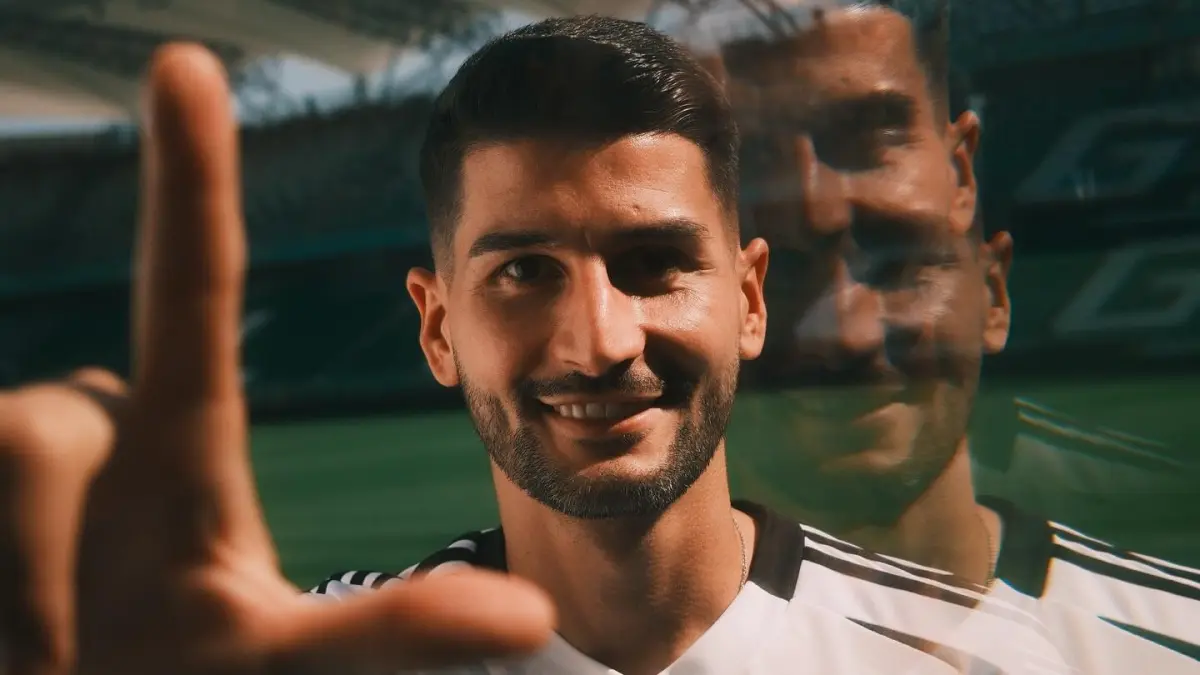 Striker Legia Warszawa, Antonio Colak dikaitkan dengan Persija Jakarta. (Instagram/legiawarszawa)