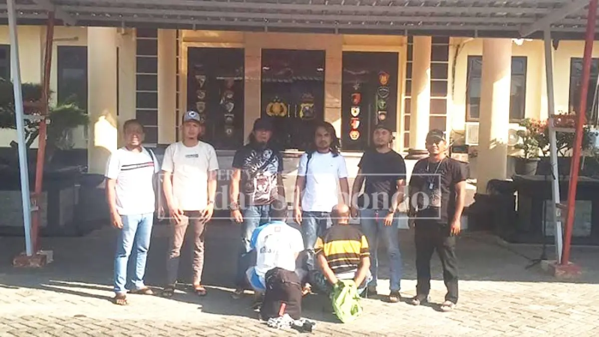 TAK BERKUTIK: Maling dan Penadah diringkus tim Tim Macan Baluran Polres Situbondo, Selasa lalu (1/9). (HUMAIDI/JPRS)
