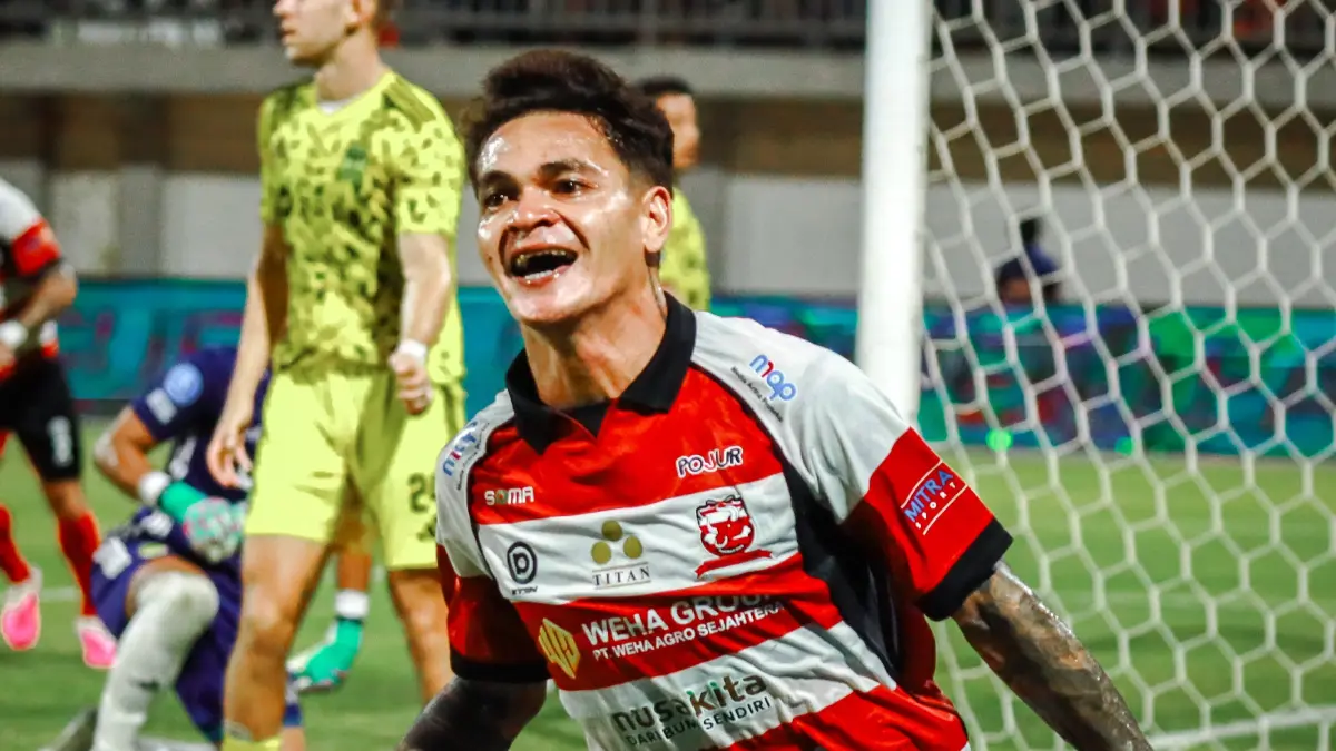 Selebrasi Gali Freitas bersama Madura United. (Instagram/maduraunited.fc)