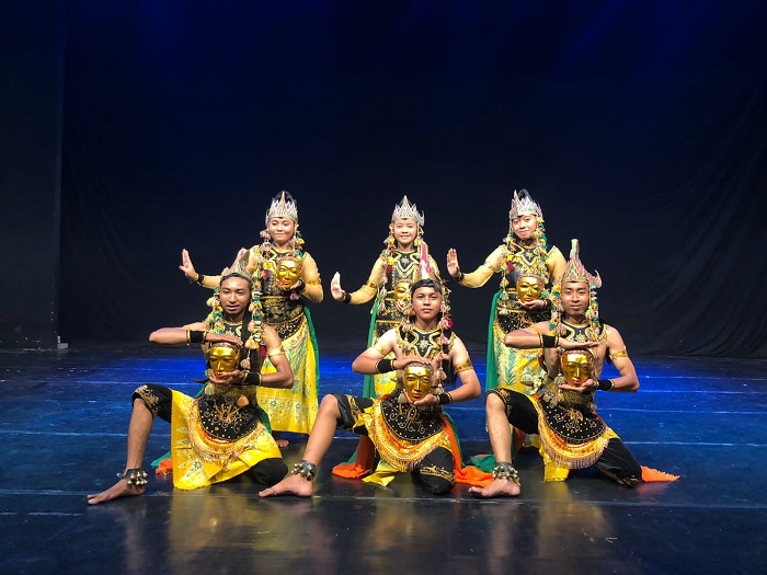 SAKRAL: Wayang topeng Jatiduwur saat pementasan beberapa waktu lalu.