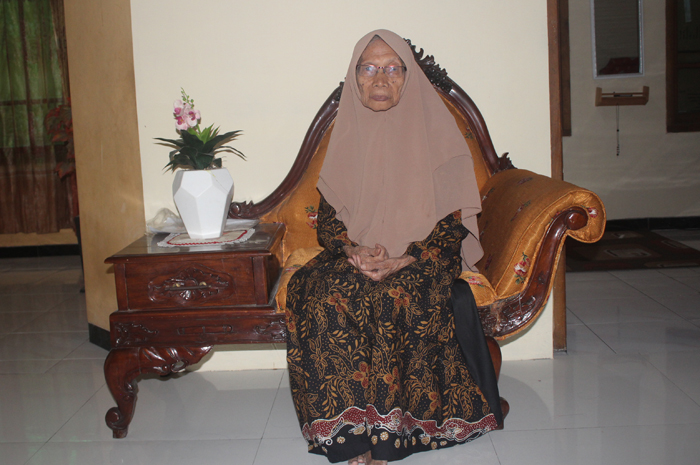 Moenawaroh Muslimin, warga Desa Banjarsari, Kecamatan Bandarkedungmulyo, Jombang.