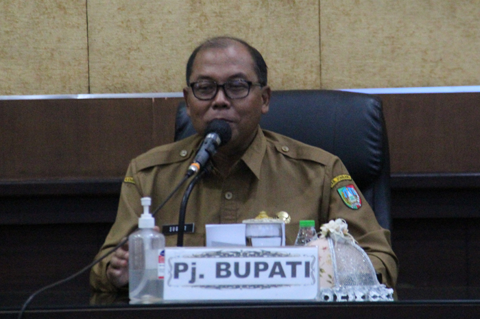 IMBAU: Pj Bupati Jombang Sugiat mengimbau ASN mematuhi aturan tentang libur dan cuti bersama Natal 2023.