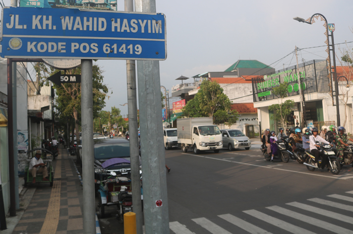 DITUTUP: Jalan KH Wahid Hasyim salah satu ruas yang akan ditutup dalam malam pergantian tahun, Minggu (31/12) nanti.