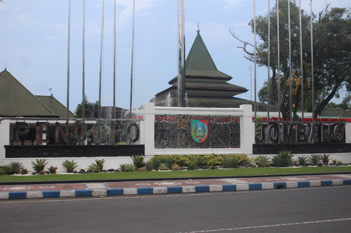 MEGAH: Pendopo Kabupaten Jombang saat ini terlihat megah.