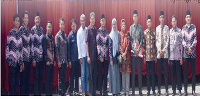 KOMPAK: Heboh Handono bersama Asijah dan tamu kehormatan.