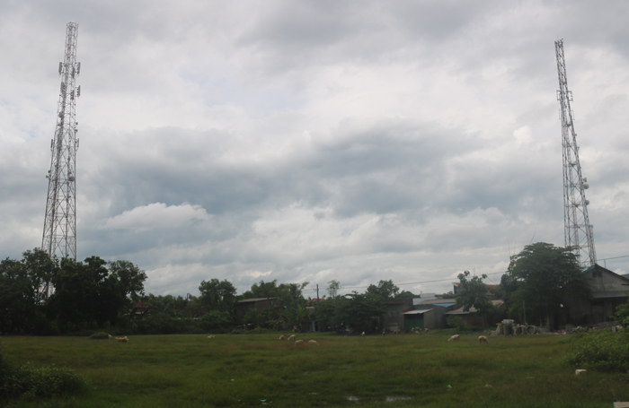 DISEWA PEMKAB: Lapangan Bawangan di Desa Losari, Kecamatan Ploso ditetapkan sebagai tempat relokasi pedagang Pasar Ploso.