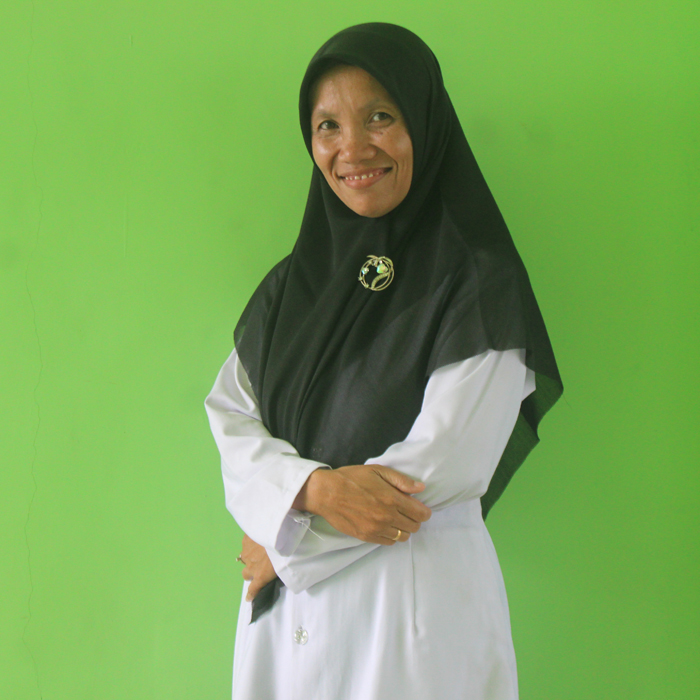 Fitrotul Azizah, SS Guru MAN 2 Jombang