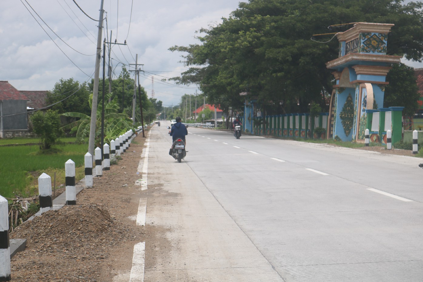 TEMBUS RUAS BARU: Jalan ruas Kabuh-Tapen di Desa Kauman, Kecamatan Kabuh bakal tembus ke ruas baru kawasan industri.