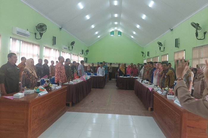 SPEKTAKULER: Launching inovasi baru program CD Jo ya Gaes (Cabang Dinas Jombang melayani warga sekolah) di SMKN Kudu, Kamis (29/2).