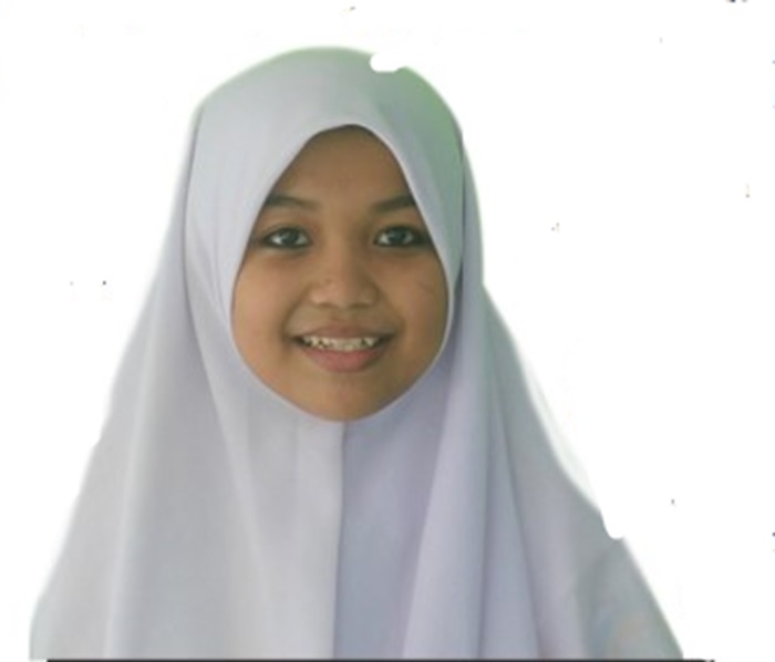 Lutfiatul Mahmudah, kelas XII Akuntansi 2 SMK Unggulan NU Mojoagung, Jombang.