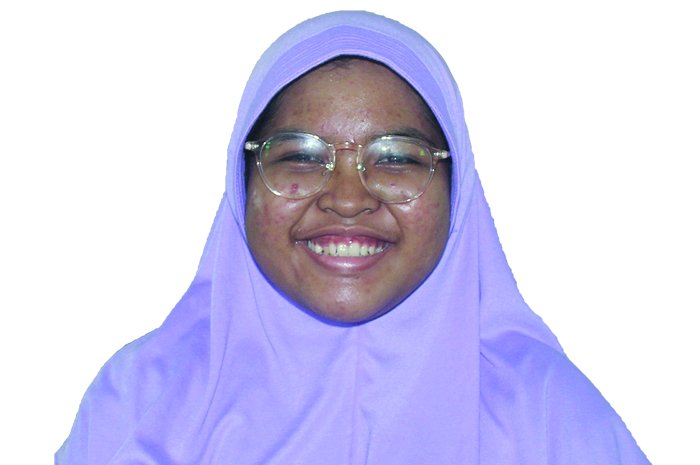 Aghisna Sandya Almirah, kelas 8 SMP Terpadu Al Chodidjah, Tebuireng, Jombang.