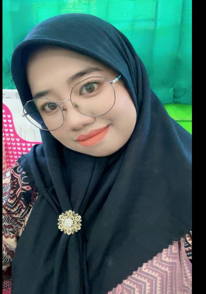 Lintang Nanda Hidayah,S.Pd, Ahli Pertama-Guru Aqidah Akhlaq MTs Negeri 9 Jombang.