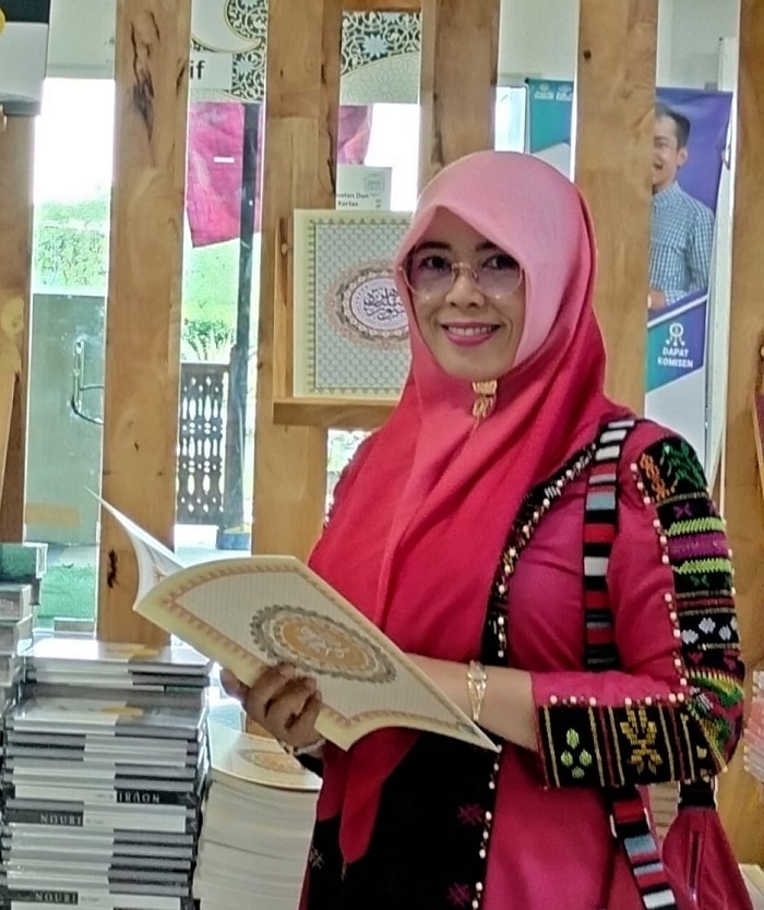 Erviningsih Setyorini SPd MPd (Guru MAN I Jombang)