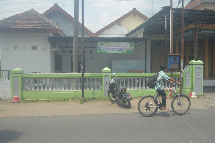 BOYONGAN: Pelayanan Puskesmas Dukuhklopo Peterongan dipindah ke Desa Tanjunggunung, Peterongan Jombang karena bakal direhab.