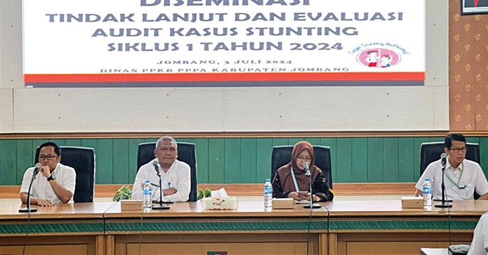 TEROBOSAN: Pemkab Jombang menggelar diseminasi audit kasus stunting.