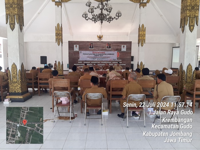 SOSIALISASI: Bapenda Jombang menggelar sosialisasi untuk persiapan pendataan PBB-P2 tahap dua di pendopo Kecamatan Gudo.