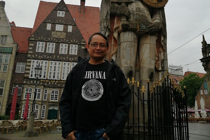 SUKSES: Rizal Noersoesetija Dwitantonoputra warga Jombang bekerja di perusahaan maskapai penerbangan dan tinggal di Jerman.