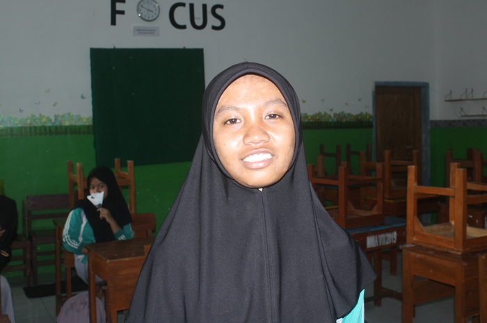 Melisa Tri Wulandari, kelas 9 SMP Islam Al Madinah, Tambakrejo, Jombang