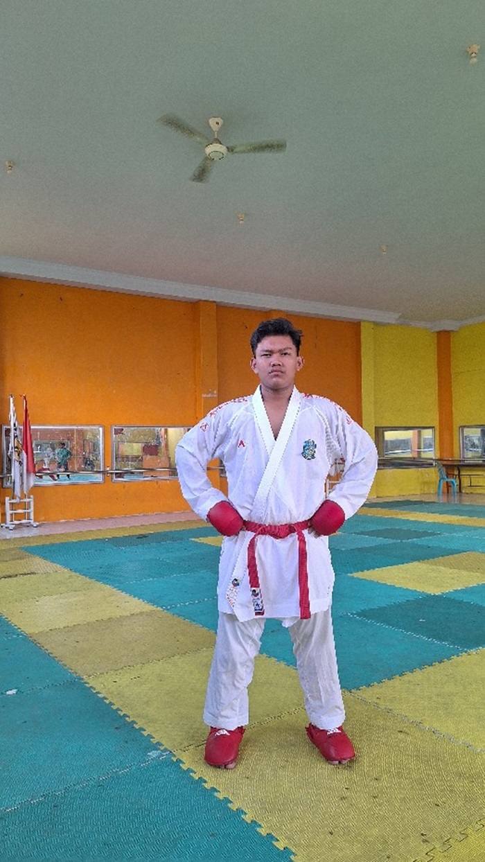 BERPRESTASI: Aseldat Jala Badra Trimianto, karateka Jombang berhasil menyabet medali perunggu O2SN karate di Jakarta, (22/8).