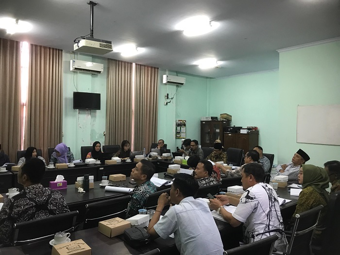 DPRD Jombang saat sedang rapat menyusun tata tertib.