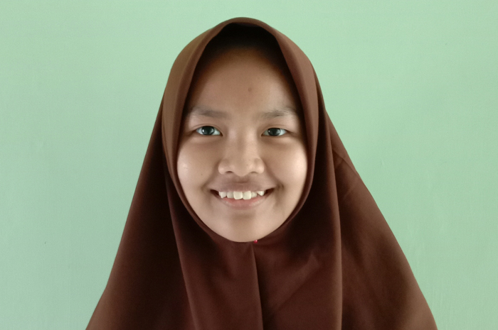 Ayunda Khoiriyah Az Zahra, kelas 8 SMPT Al-Chodidjah Tebuireng, Jombang