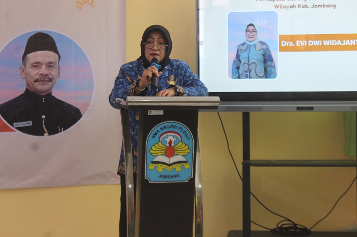 Dra Evi Widadjanti MM, Plt Kepala Cabang Dinas Pendidikan Wilayah Kabupaten Jombang