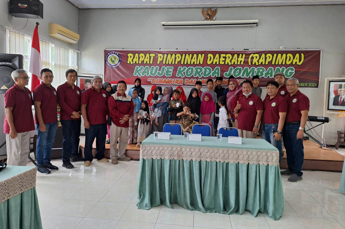 Pengurus Keluarga Alumni Universitas Jember (KAUJE) Koordinator Daerah (Korda) Jombang menggelar rapat pimpinan daerah (Rapimda), Minggu (6/10).