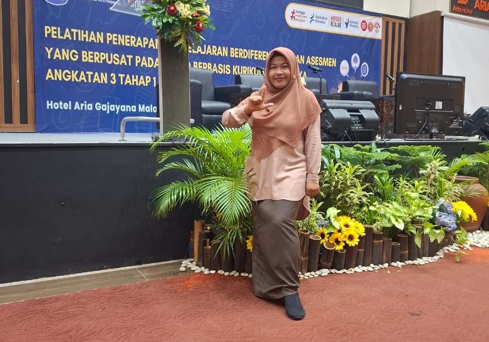 Riska Farida SAnt