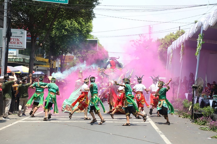 Kabupaten Jombang kaya akan keberagaman budaya, serta potensi yang ada, dan diwujudkan melalui Jombang Culture Carnival Vol. 3 Tahun 2024 diharapkan dapat menjadi daya tarik dan nilai tawar.