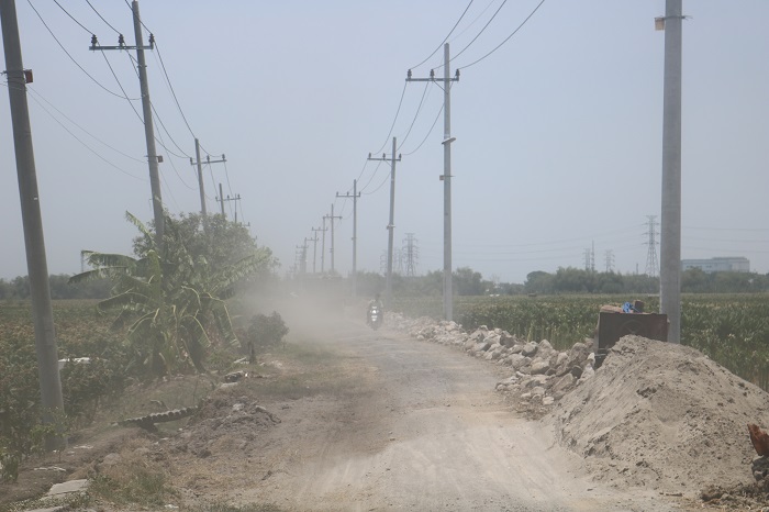 Setelah sempat berlarut-larut tanpa kejelasan, proyek preservasi jalan ruas Jatigedong-Jatibanjar milik Kementerian PUPR akhirnya mulai dikerjakan.