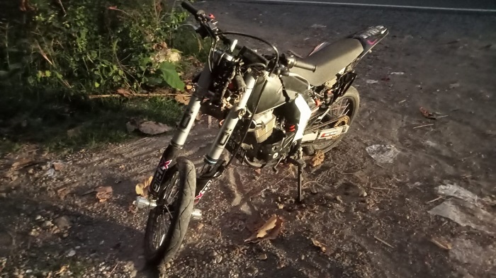 Salah satu kendaraan yang terlibat kecelakaan maut di jalan provinsi Ploso-Babat Desa Sukodadi, Kecamatan Kabuh, Jombang, Minggu (27/10) sore.